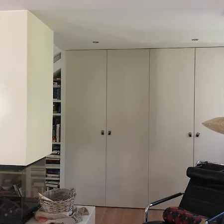فيلة Chalet En كومبارو