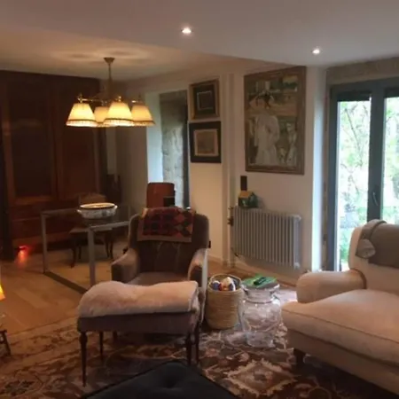 Chalet En فيلة كومبارو
